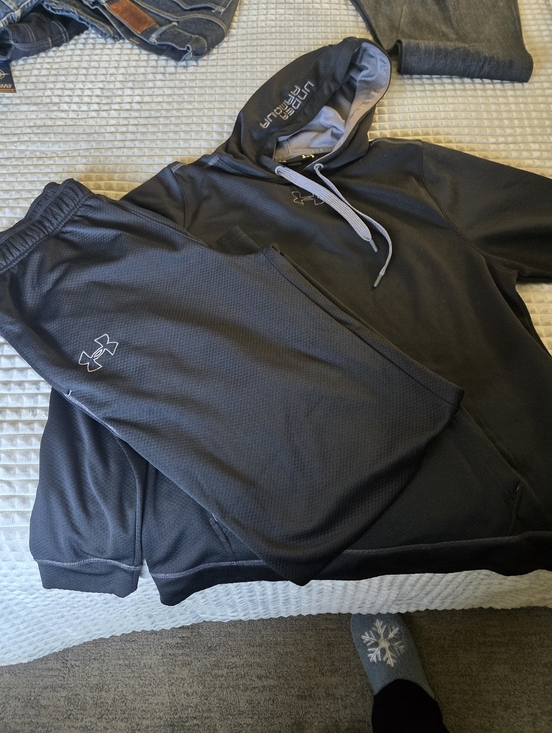 Under Armour Other - Under Armour Black Hoodie and Jogger Set with Gray Drawstrings